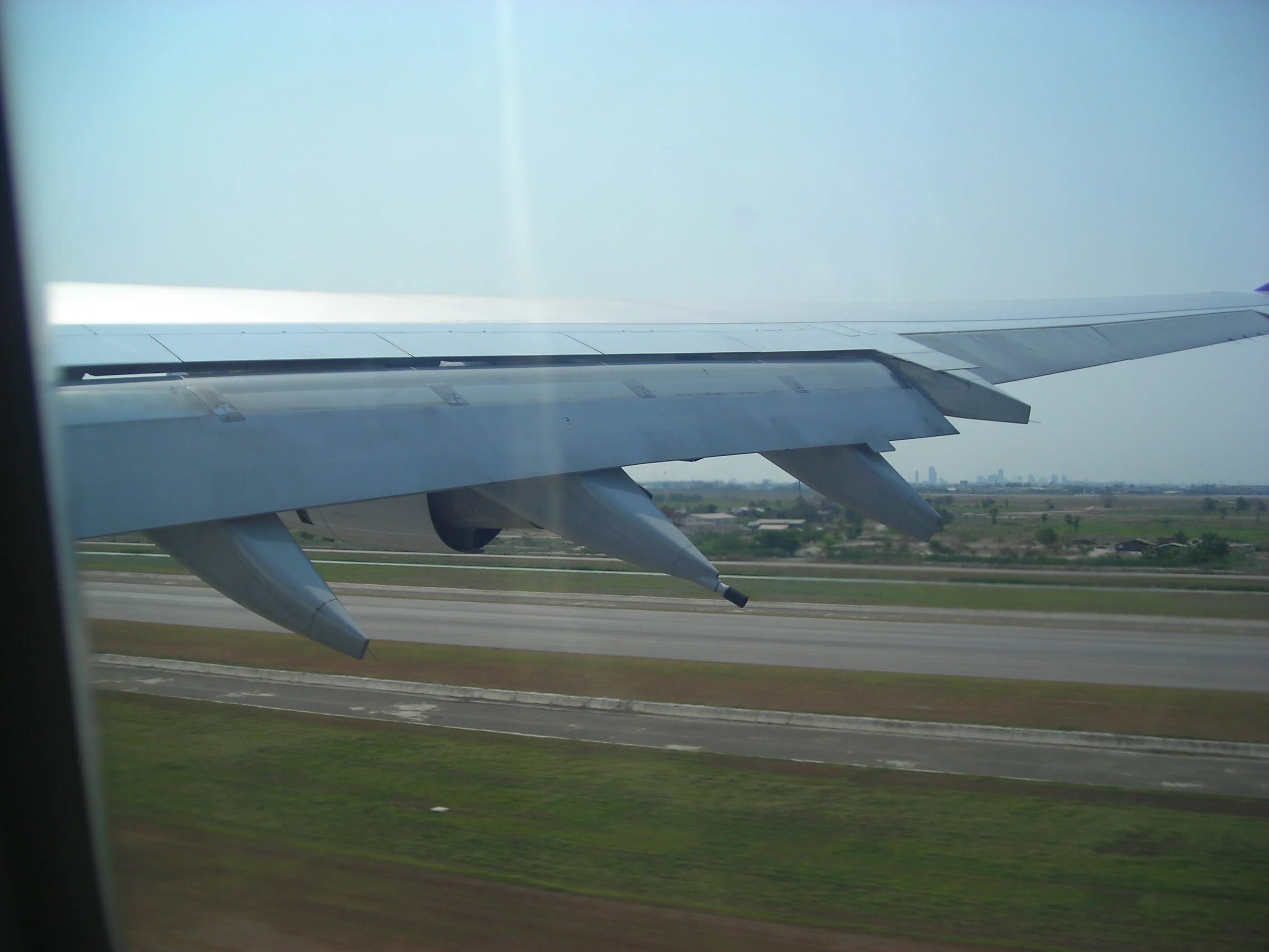 Flap 2. Flaps on plane.