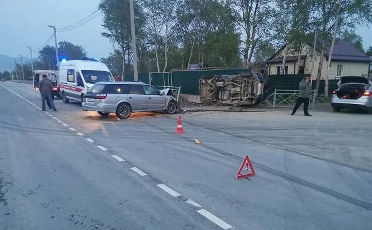 Обвиняют в дтп. Аварии Сахалинской области Долинский район. Фото с места происшествия.