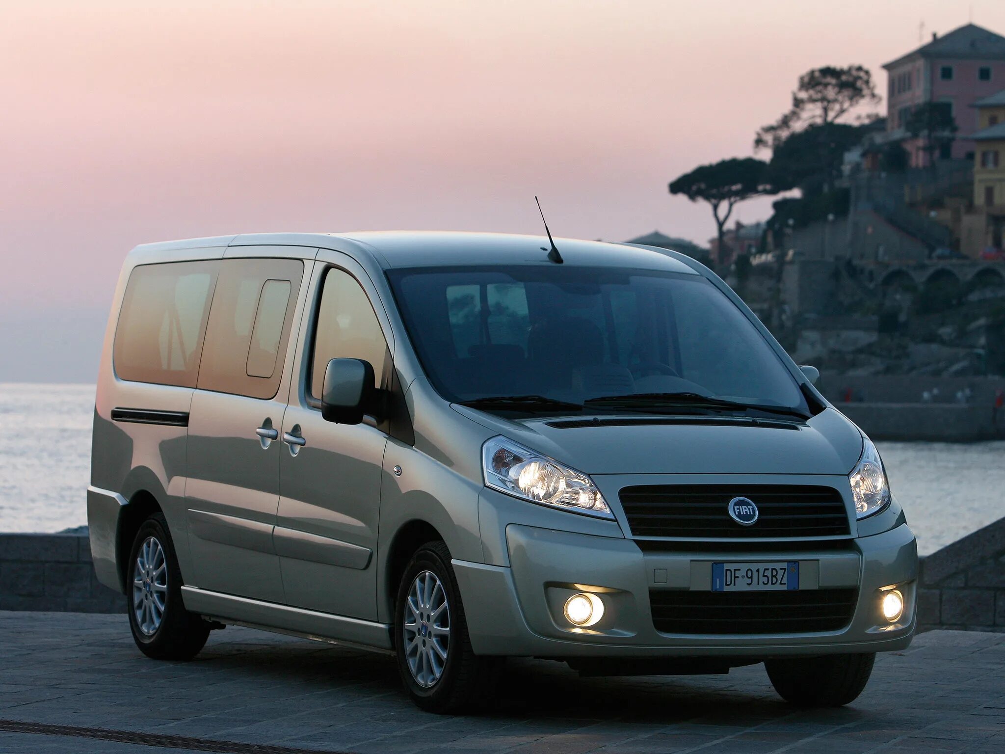 Новый фиат скудо. Фиат скудо 3 поколение. Fiat scudo ii. Фиат скудо 2007. Fiat минивэн scudo.