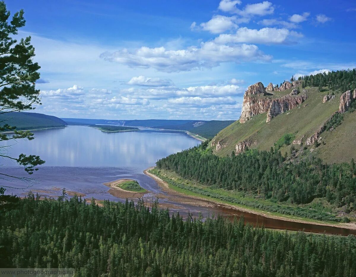 V якутия. Река Лена. Республика Саха Якутия река Лена. Река Лена в Якутии. Сибирь река Лена.