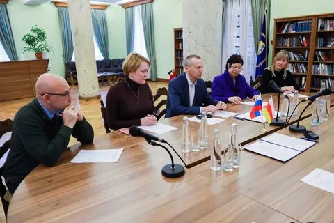 Южно российский гуманитарный
