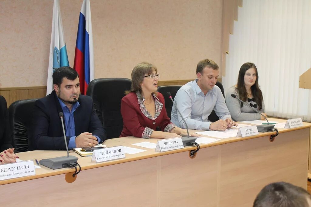 раиса косенко энгельс. председатель образования энгельса. сайт комитета образования саратова официальный сайт. комитет по образованию энгельс новости. председатель комитета по образованию энгельсского района 2008 г.