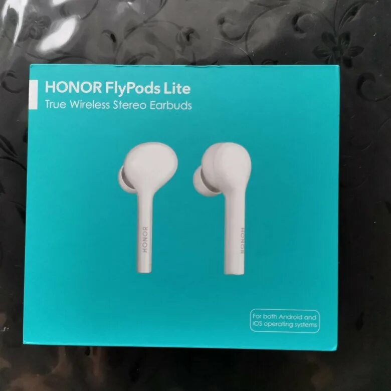 Honor choice lite купить. Наушники хонор беспроводные в упаковке. Беспроводные наушники в голубой коробке. Honor беспроводные наушники в синей коробке. Беспроводные наушники наушники Honor с камушком.