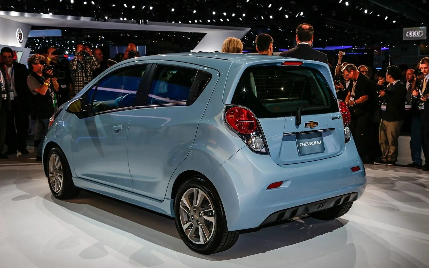 Spark dynamic. Chevrolet spark 2014. chevrolet spark 2025. chevrolet spark m400. spark 2025 chevrolet salon.