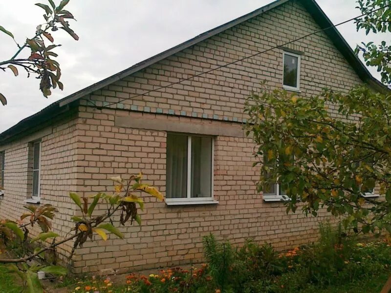 Красное-на-волге костромская область. Деревня крутик. Недостроенные дома в костроме. Мантурово фото дом. Борщино посёлок кострома.