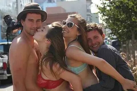 Australian kisses