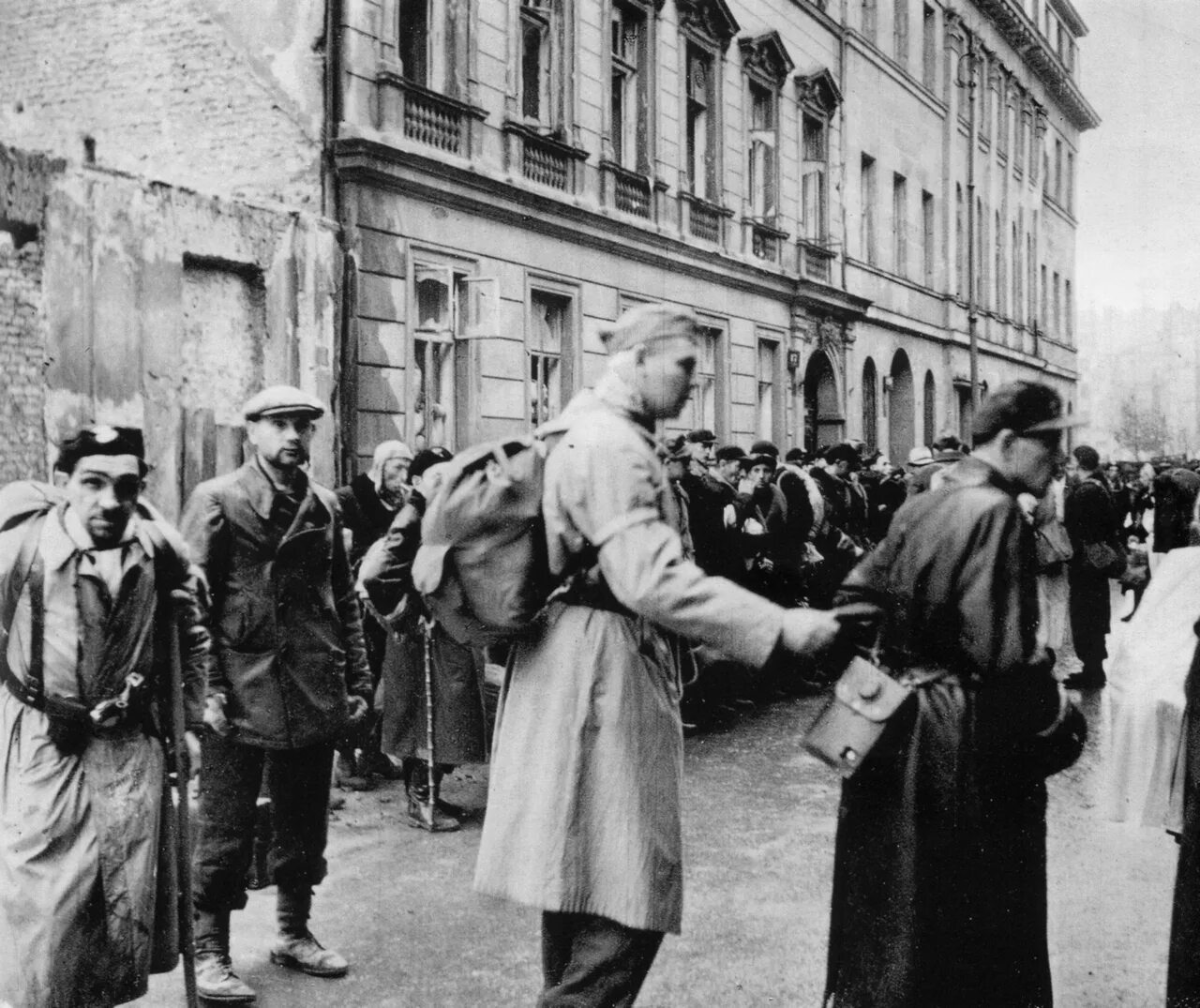 Варшавское восстание армия Крайова. Подавление Варшавского Восстания 1944. Восстания 1944 года