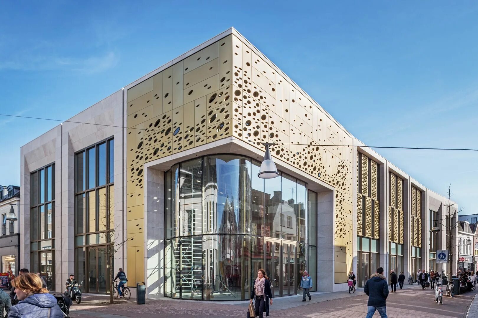 Торги зданий. Shopping mall facade architecture. торговый центр фасад. фасад здания торгового центра. фасады торговых зданий современная архитектура.