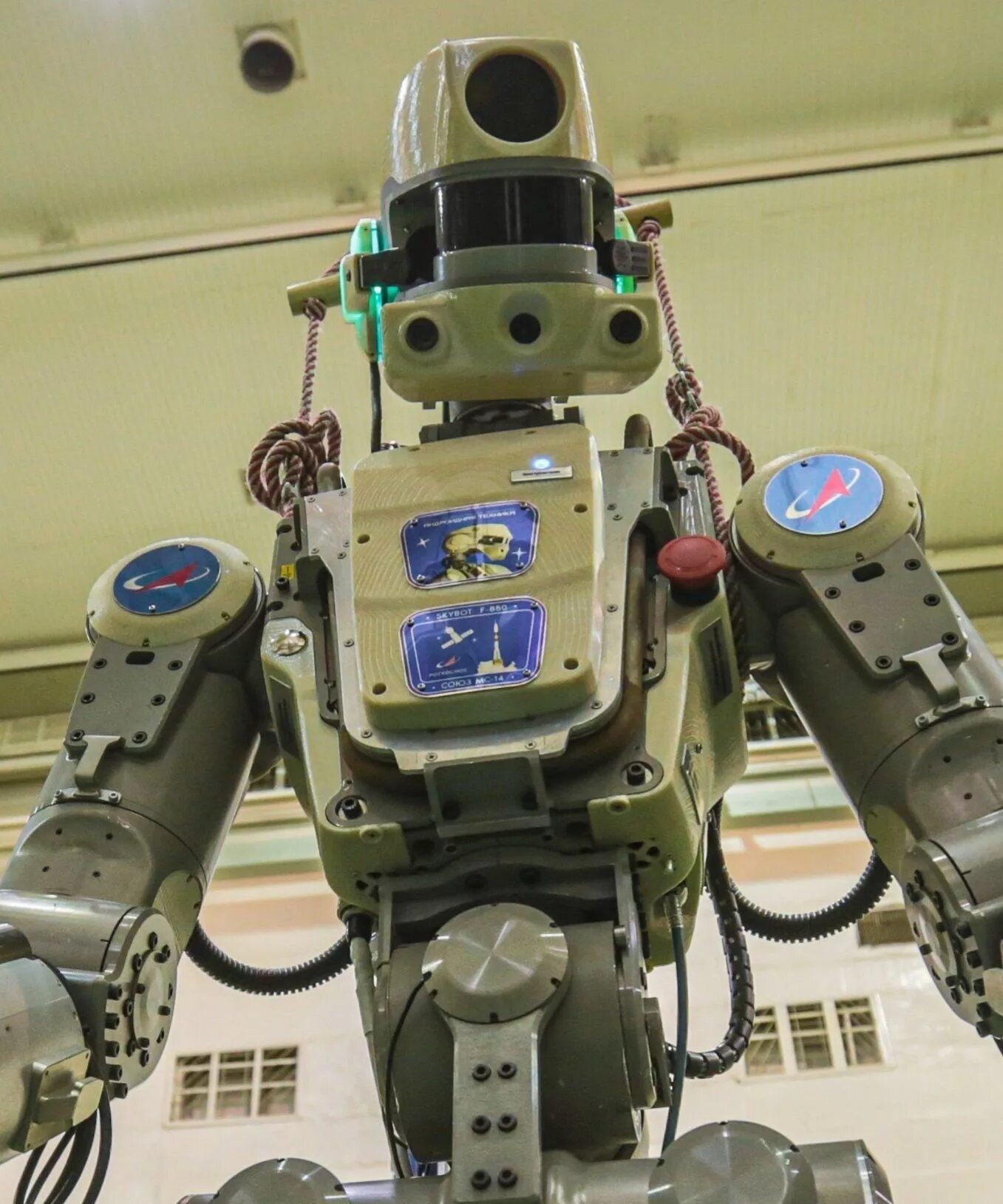 Первый космический робот. Skybot f-850. Робот на МКС.