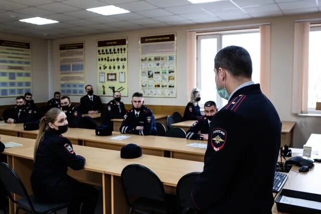 Подготовка сотрудников ГИБДД. Об ППСП УВД по СВАО. Региональный центр УВД. Сотрудник ГИБДД по СВАО.