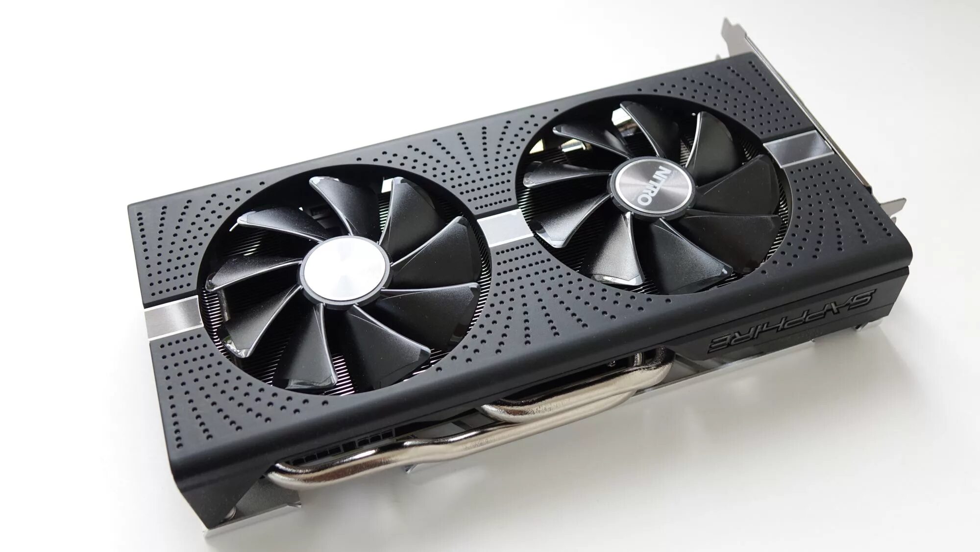 Rx 590 sapphire nitro 8gb