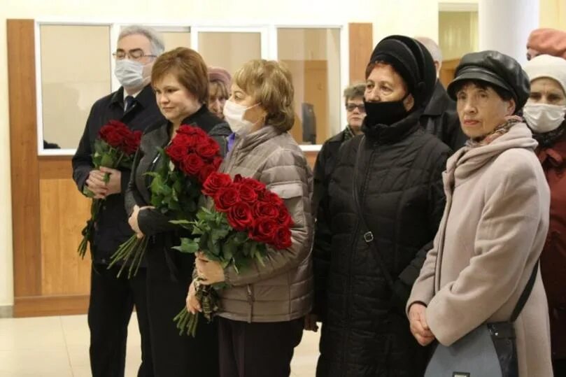 Прощание с погибшим в рязани. Рязанские сады простились с обуховым. Рязань простилась. Ноябрь 2022 простились в рязани. Прощание с геннадием цепкаловым.