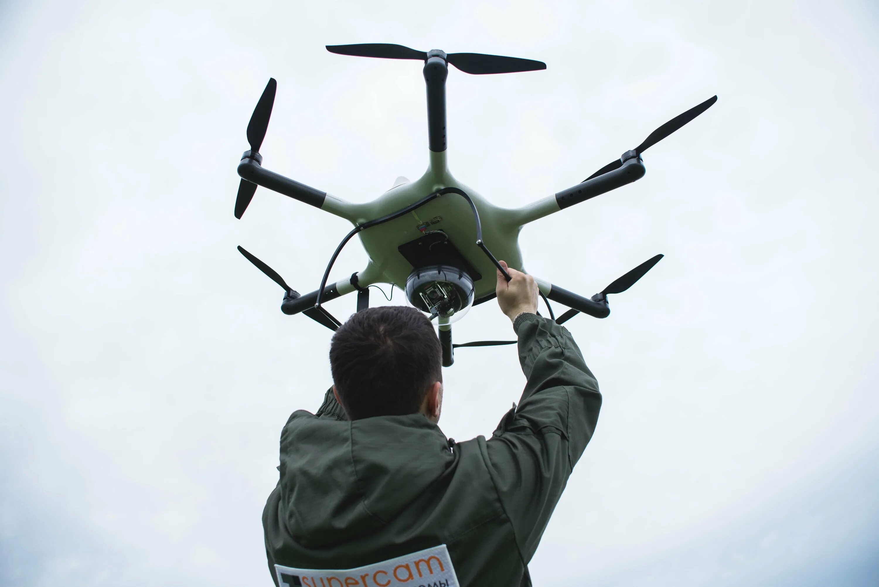 Визуальное ручное управление бпла. БПЛА Supercam. БПЛА Supercam 350. Supercam дрон. БПЛА «Supercam c350».