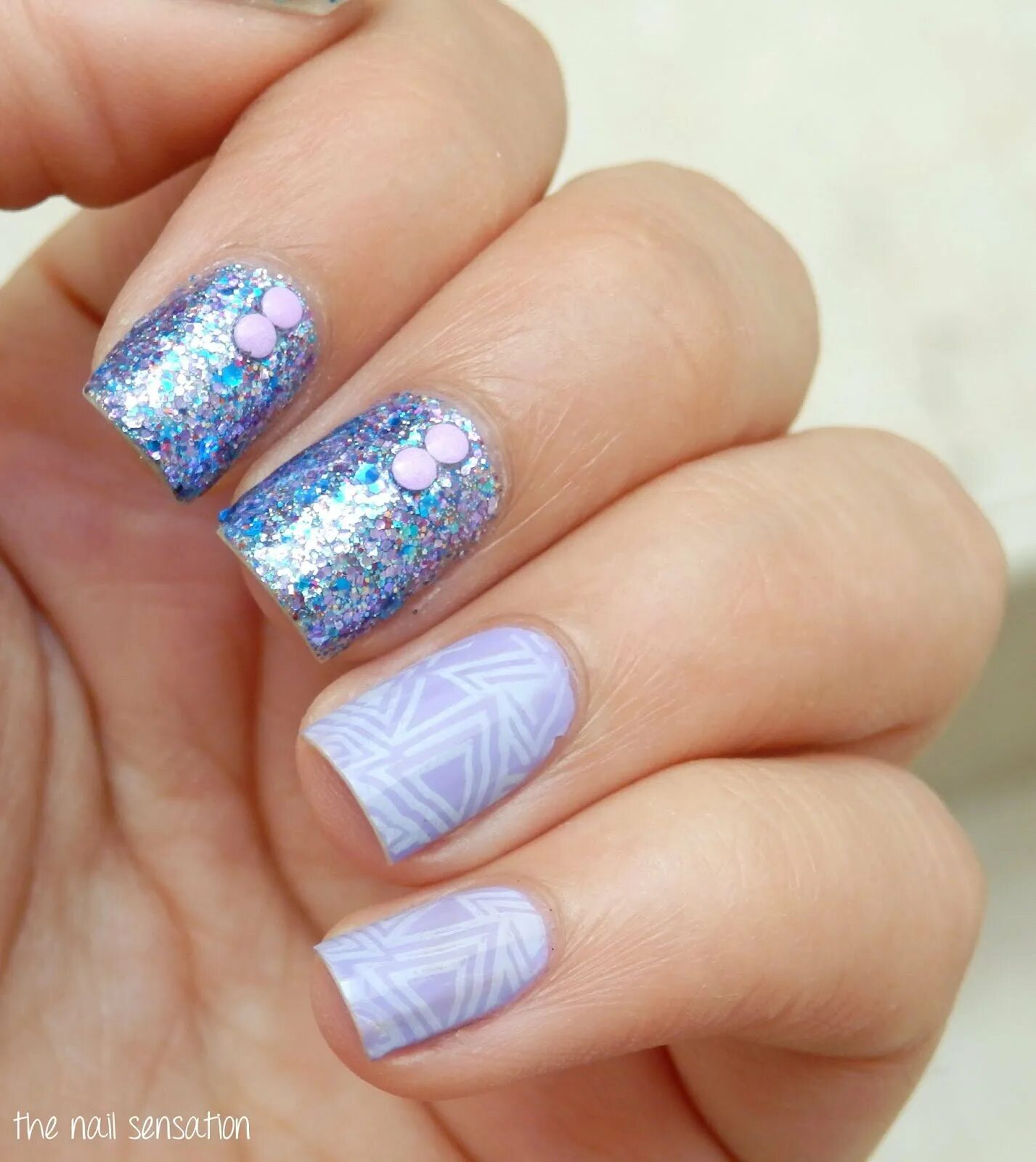 маникюр со стемпингом зима. новогодний маникюр со стемпингом. зимний маникюр со стемпингом. зимний маникюр стемпинг. маникюр стемпинг.