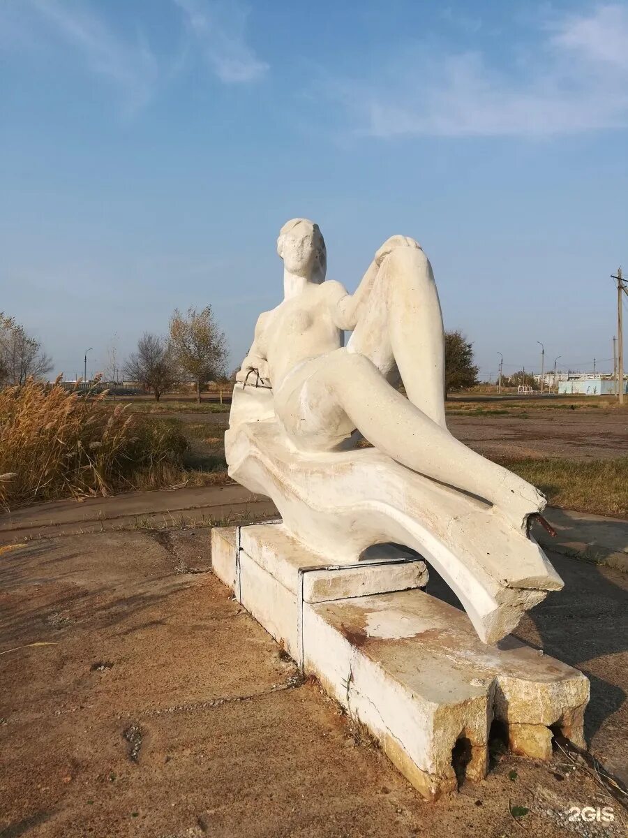 церковь светлый яр волгоградская область. поселок светлый яр волгоградская область. парк калейдоскоп светлый яр. загс светлый яр волгоградская область. светлый яр церковь николая чудотворца.