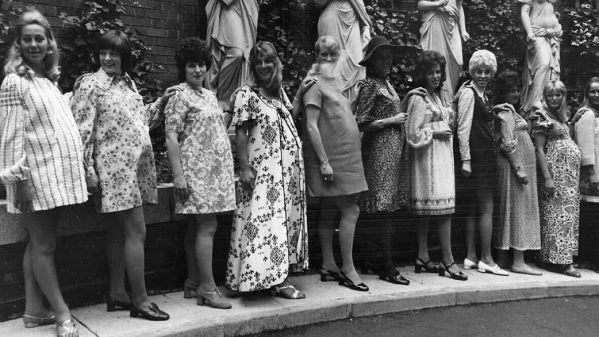 Ретро беременных. Беременные женщины в 1970-е годы. одежда 1970. беременные в 80х годах. мода для беременных 70 годов.