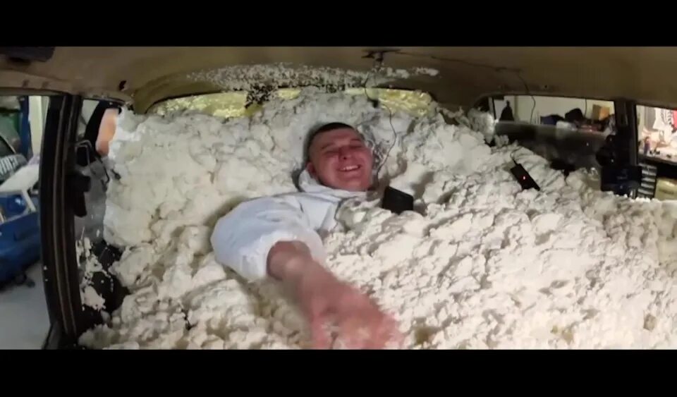 Монтажная пена застывшая. Монтажная пена для бревен. Почему не получается пена. Монтажная пена norma" 65. "albert's professional" монтажная пена.