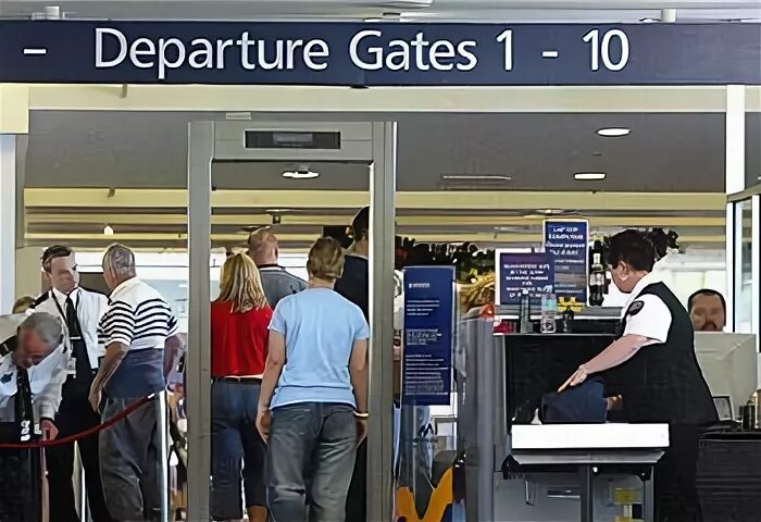 Departure gate. Gate в аэропорту. departure gate в аэропорту. выход в аэропорту на английском. аэропорт на английском.