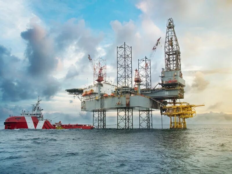Oil drilling. Нефтяная установка. Oil and gas downhole equipment. Oil gas drilling. Глубоководное бурение нефти.