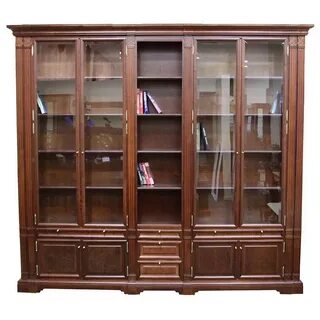 Шкаф книжный продаю
