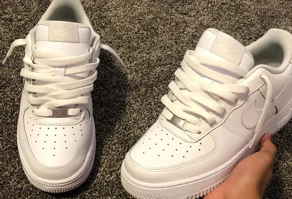 Шнуровка nike air. Найк АИР Форс 1 шнурки. Шнуровка Nike Air Force 1. Шнурки для Air Force 1. Шнуровка Nike Air Force 1 Low.