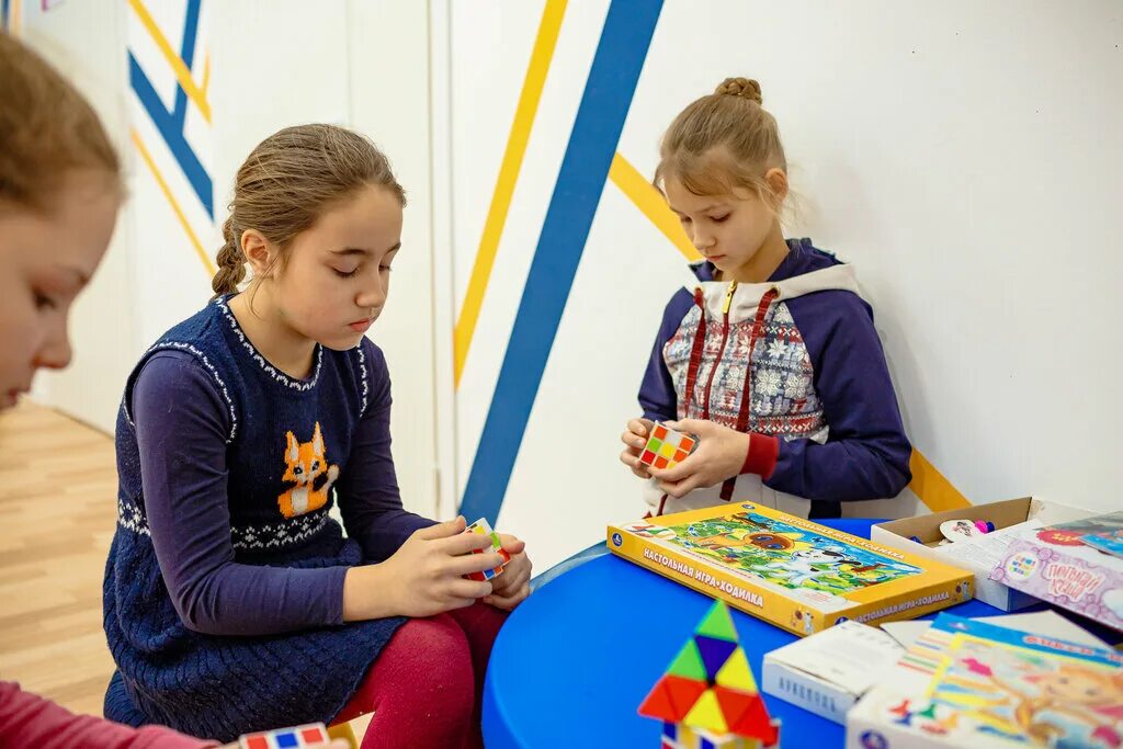 Центр развития ребенка санкт петербурга. Пр космонавтов 65 к 2 пространство stack. Санкт-петербург для детей. Дискавери детский сад москва-сити. Discovery city детский сад.