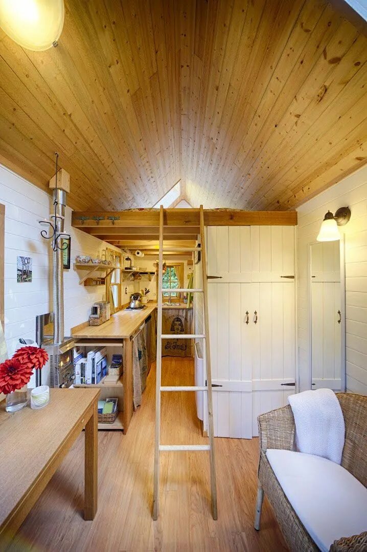Pin by Kristin Jagersten on Office space Rustic italian home, Home, Country cott