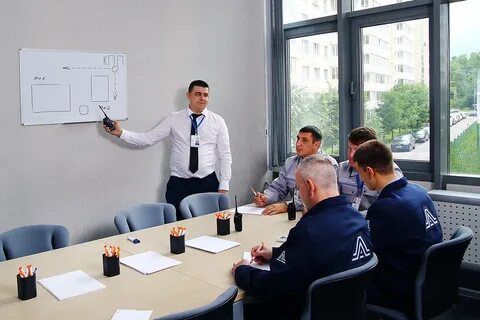 Логист групп