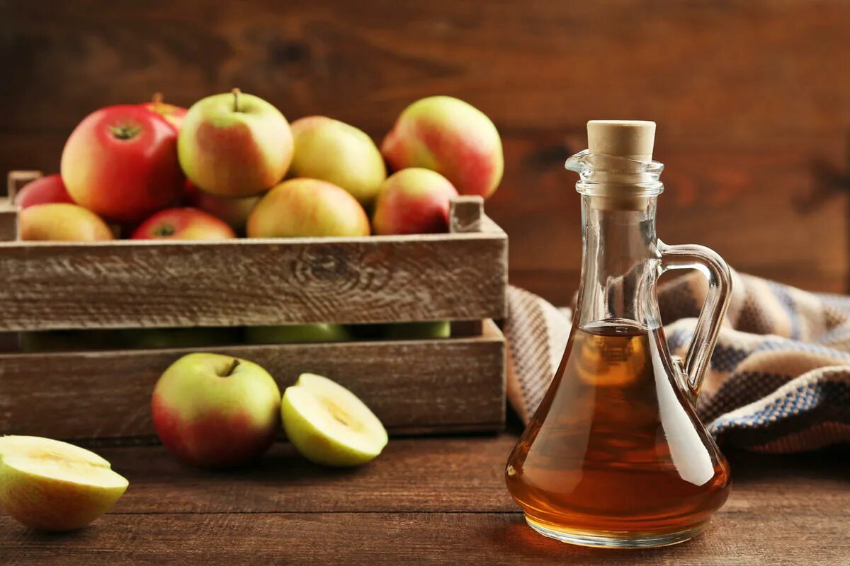 Яблочный уксус с водой польза для организма. Яблочный уксус/Apple Cider Vinegar. Уксус яблочный сидр. Сидр яблочный. Яблочный уксус фото.