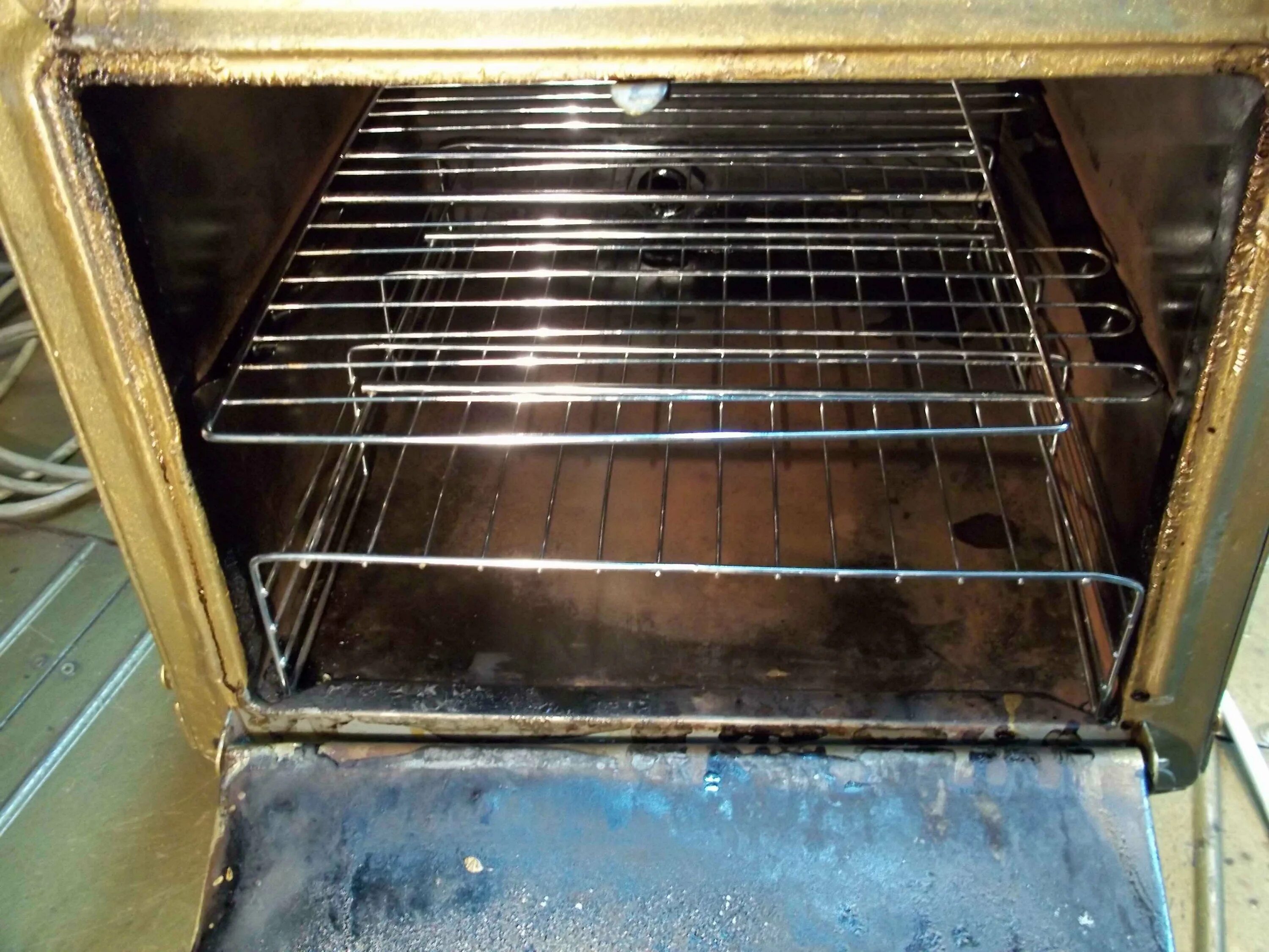 Копчение на газовой плите. Коптилка домашняя для газовой плиты. Киров). Коптильня на газу. Коптилка холодного копчения из газовой плиты.