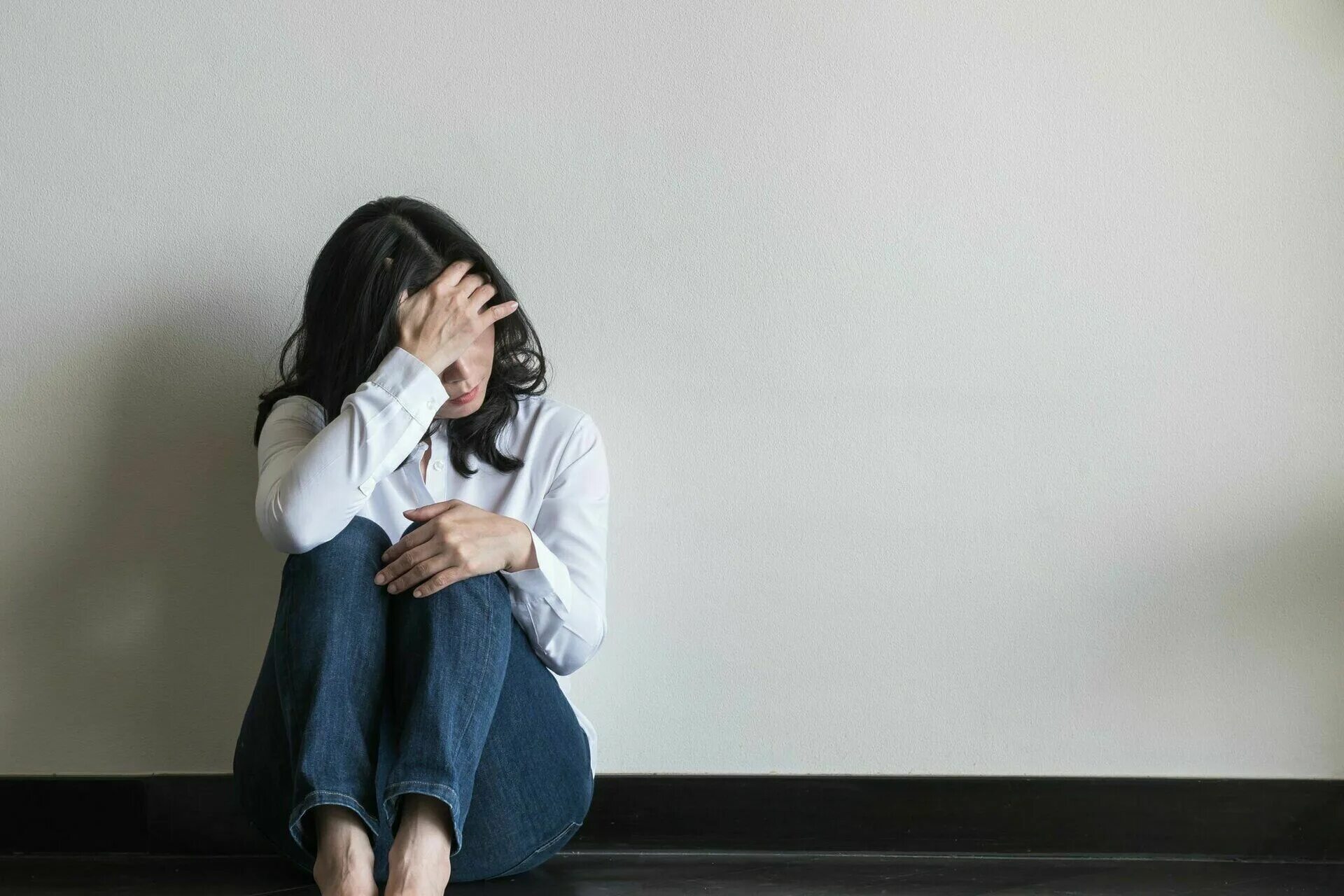 Тревога эмоция. Волнение, беспокойство. Беспокойство и тревога. Тревожность. Раздражение эмоция.