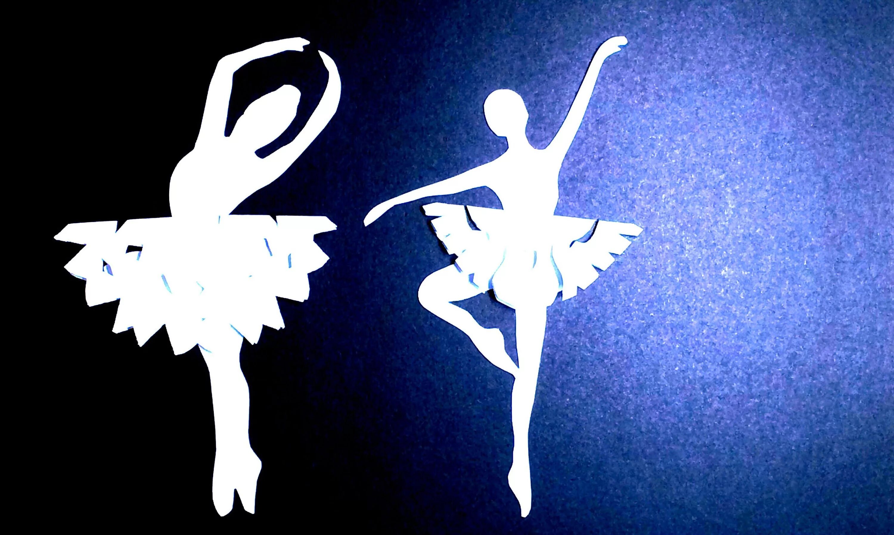 Снежинки балеринки. Поделка балерина из бумаги. Как сделать балерину из бумаги с юбкой. Как сделать балерину из бумаги с юбкой. Балерина снежинка.