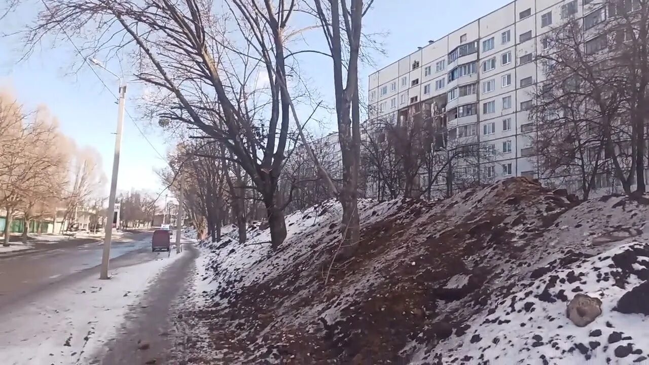 Харьков еще не взяли. Митинг в харькове 2014. Харьков мироносицкая 2. Харьковская народная республика. Площадь свободы харьков 2014.