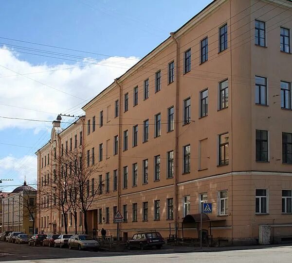 Санкт петербург 245. Гуманитарная христианская академия спб. Санкт петербург 245. Фонтанка 3 отель санкт-петербург. Пантелеймоновский мост мойка.