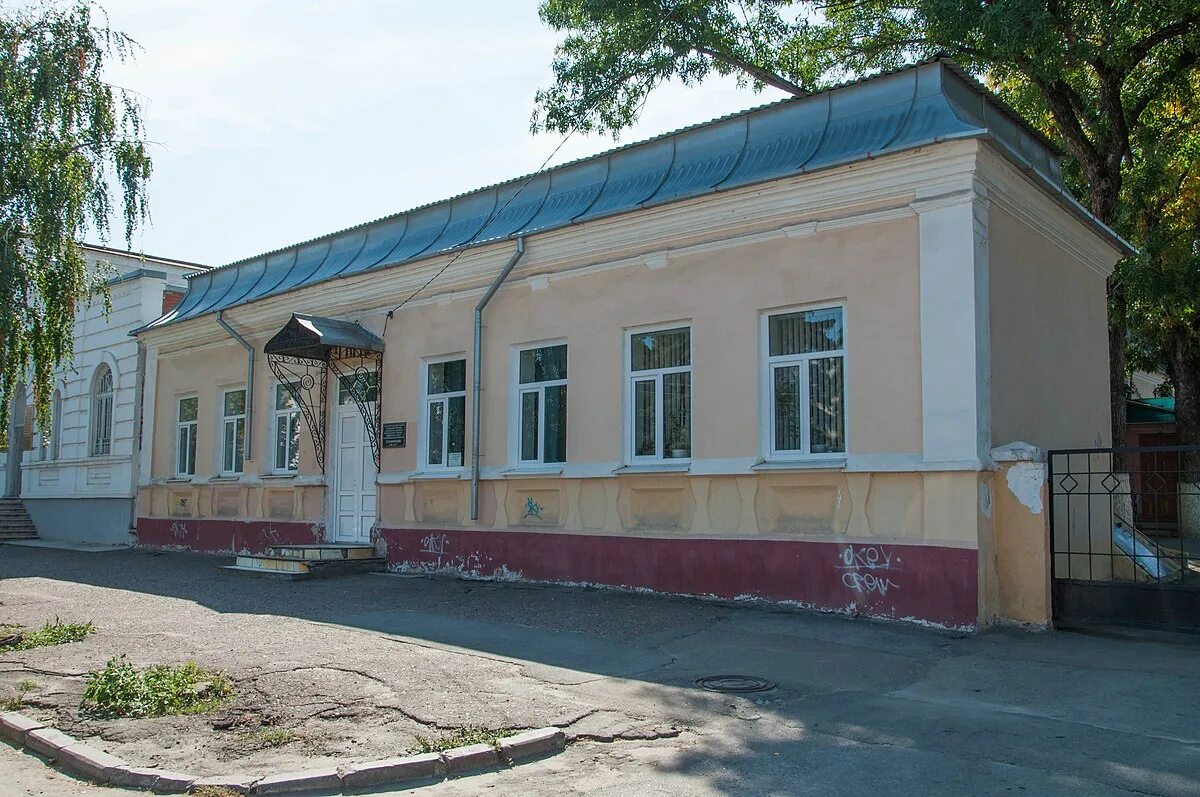 Земская больница егорьевск 1866. Земская больница алатырь. Управа больница. Управа больница. Губернская земская управа смоленск здание.