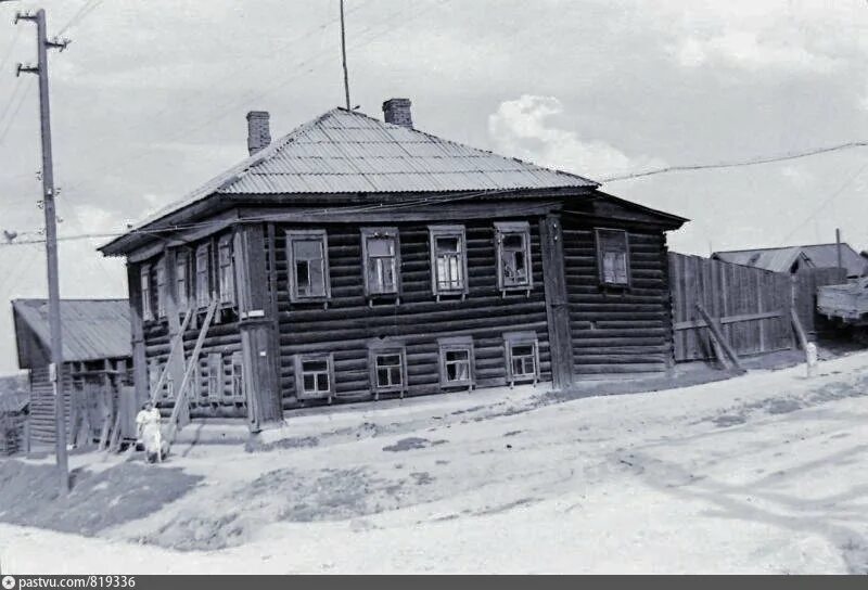 Погода осипенко хабаровского. Село им п Осипенко Хабаровский край. С.им.п.Осипенко. Ул п Осипенко 173. Школа п Осипенко.