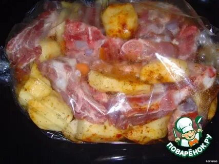 Ребрышки с овощами в духовке в рукаве