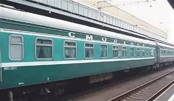 Двухэтажный поезд москва смоленск. Фирменный поезд смоленск. Поезд смоленск-санкт-петербург фото. Поезд под симферополем. Станция поезда.