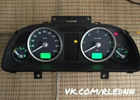 Приборная панель 31105 крайслер