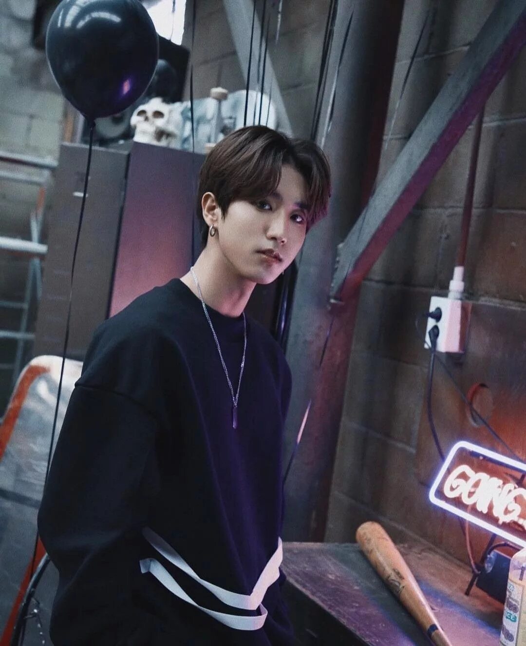 Human han stray kids. Хан джисон. Хан джисон. Human han stray kids. Human han stray kids.