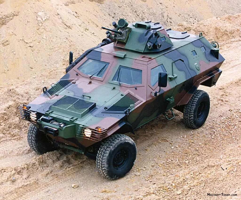 Cobra 2 3. Otokar Cobra 2. Cobra 4x4 Otokar. Бронемашина Otokar-Cobra 2. Турецкий броневик Кобра.