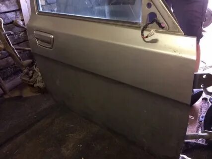 Дверь газ 31105 новая