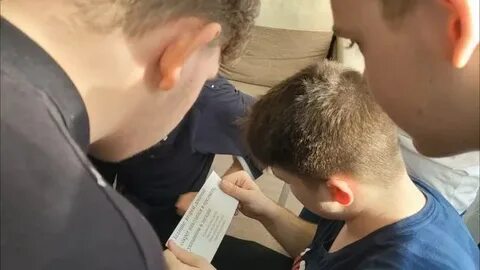 Выполняют задания за донат