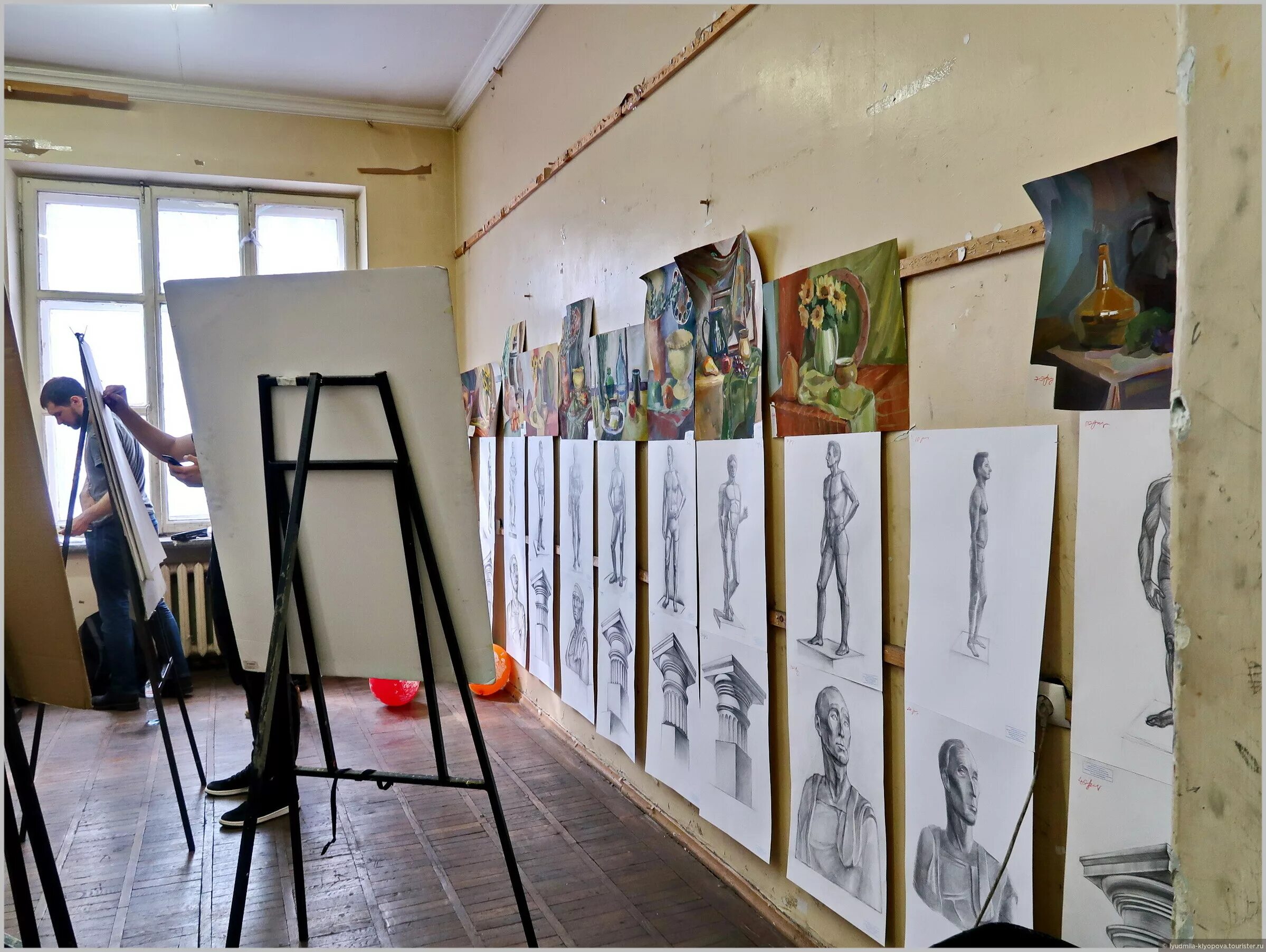 Строганова на волоколамском шоссе. Художественная академия имени строганова в москве. 1958 — здание мгхпу им. Музей в строгановской академии в москве. Университет строганова факультеты.