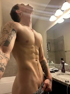 AnonymousDinkle's tweet photo. i think its bedtime now . 