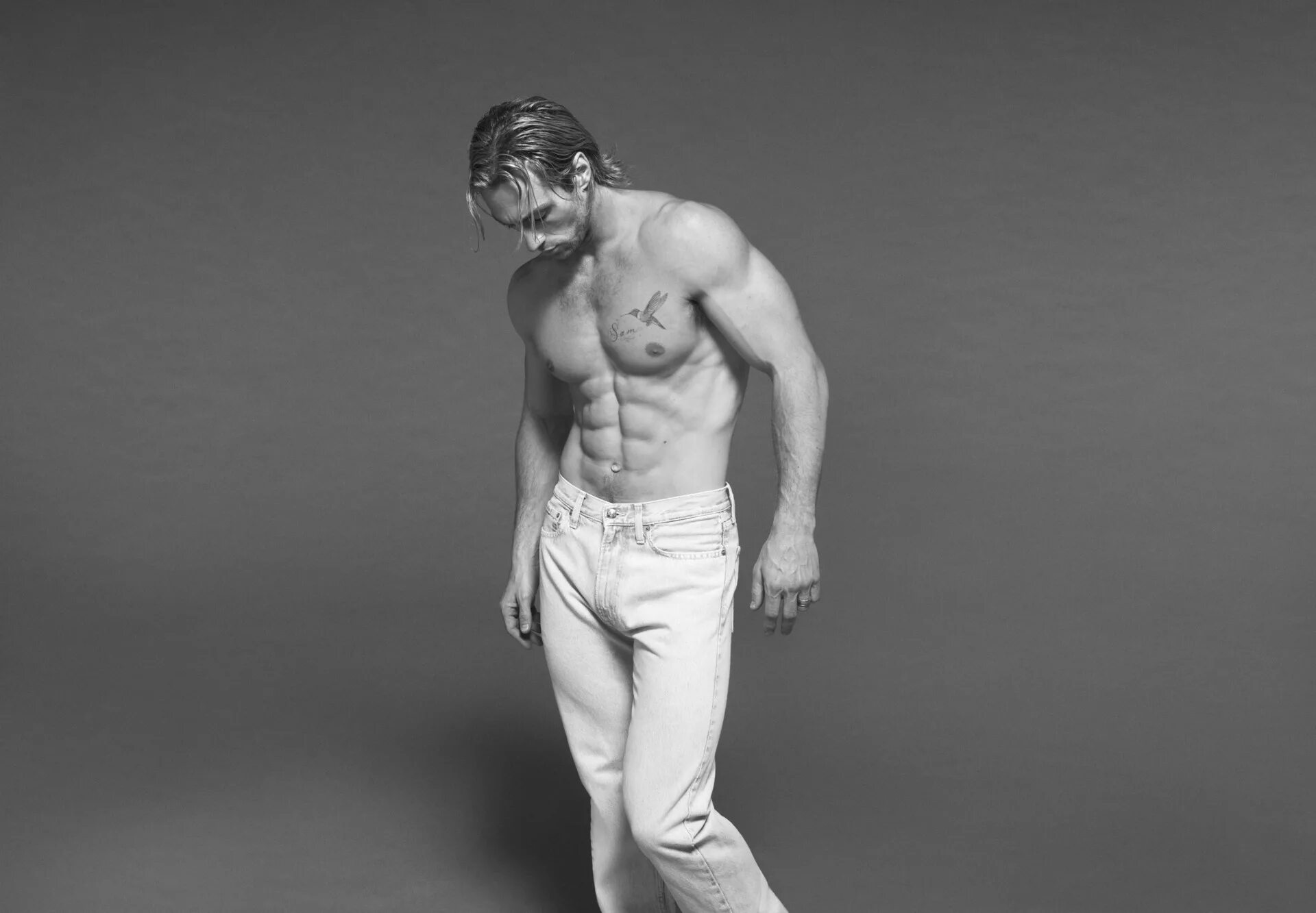 Кельвин кляйн 2023 реклама. Кельвин кляйн 2023 реклама. Кельвин кляйн 2023 реклама. Кельвин кляйн 2023 реклама. Реклама нижнего белья с толстяком.