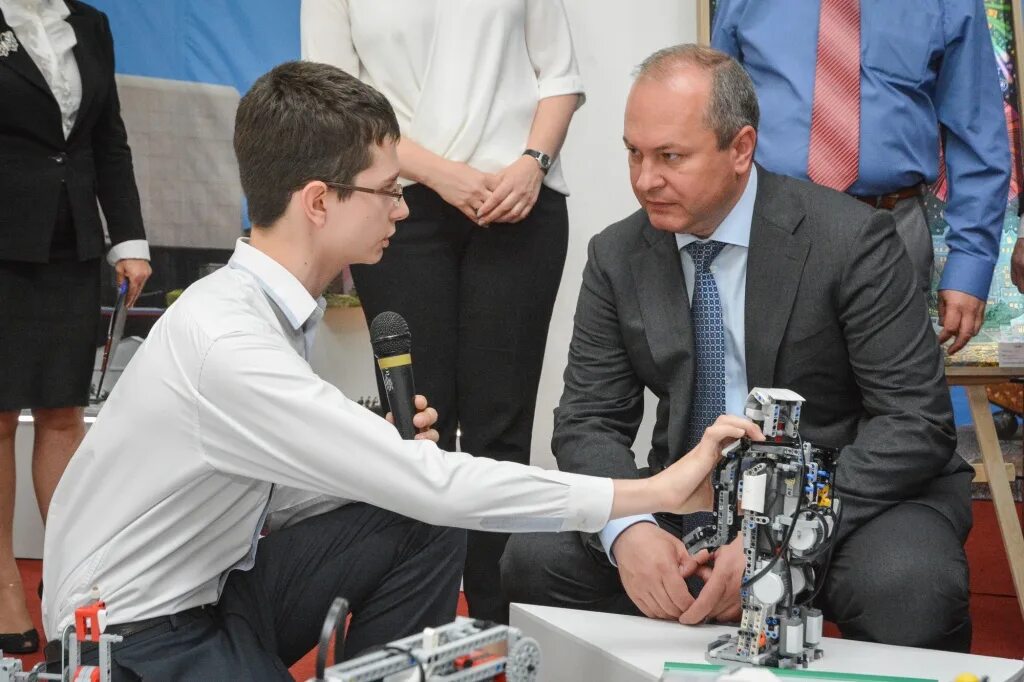 Изобретатели ростов. Изобретатели ростов. Russian science. Политехник новочеркасск типография. Юный изобретатель.