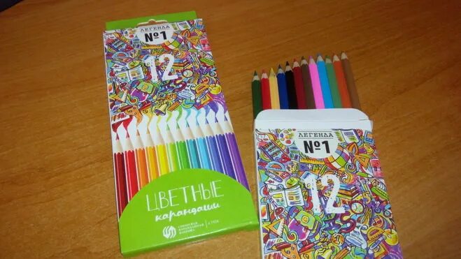 Книги лежат в коробке. М1178 органайзер. Математика 2 класс в одной коробке 6 карандашей. Фломастеры профессиональные 100 штук. В 2 коробках лежат фломастеры.