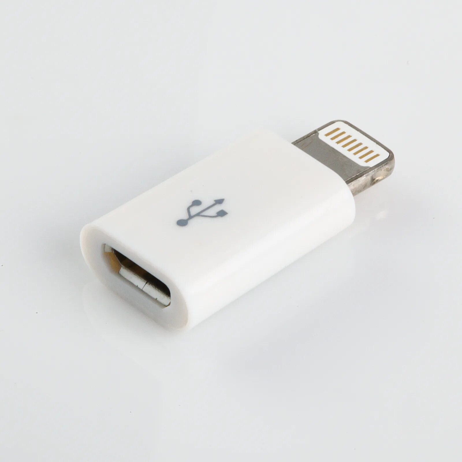 Адаптер-с-Micro-USB-на-iphone. Переходник Apple Lightning USB. Переходник iphone Lightning Micro USB. Переходник Apple Lightning 8-Pin на USB.