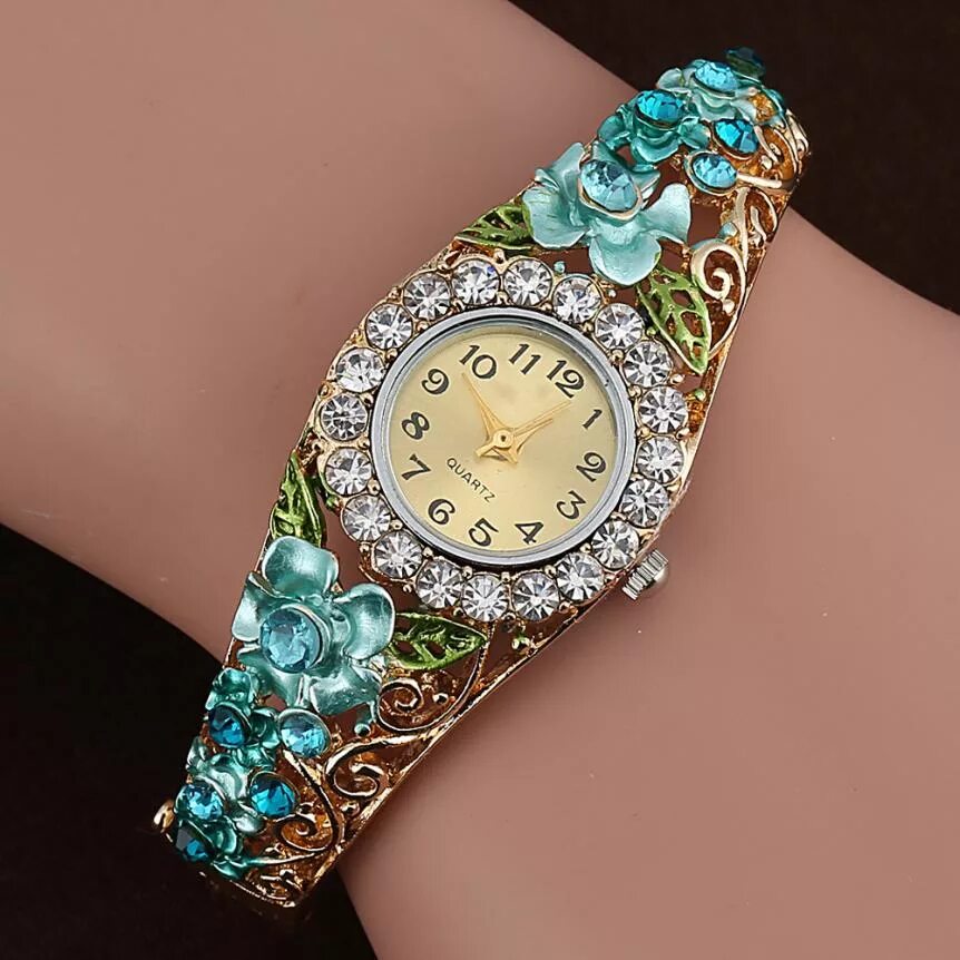 Часы Quartz женские со стразами. Часы ручные женские. Красивые женские часы. Часы с браслетом женские. Ручной браслет часы